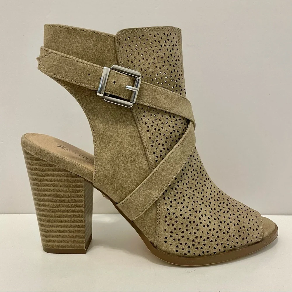 Restricted Brand Women’s Peep Toe Perforated Tan Booties Size 9